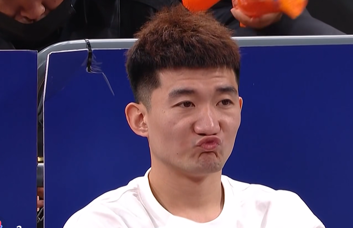 除了先发锋线大将,还有4名球员会是黄蜂今夏可能被送走的对象?