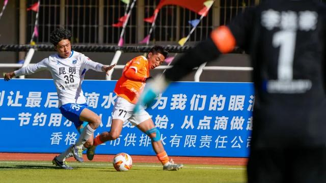 马刺仍将围绕福克斯建队