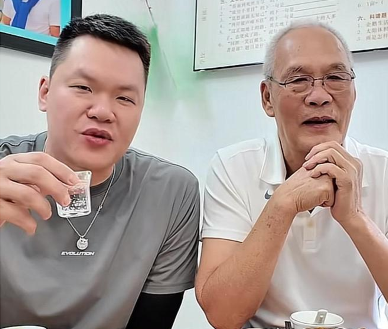大爹杨瀚森,让中国男篮有了容错空间