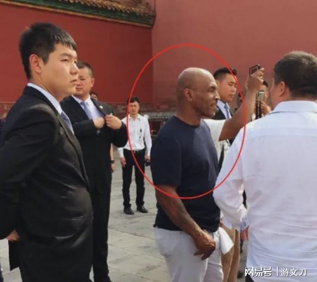 刘翔深夜再发文:继续搞笑吧,我一直没有离开,并不是我不想走,而是你没让我走